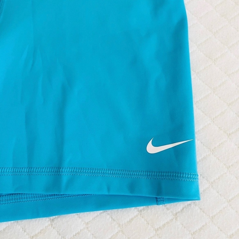 Nike |Women’s Nike Pro Spandex Shorts - Picture 4 of 6